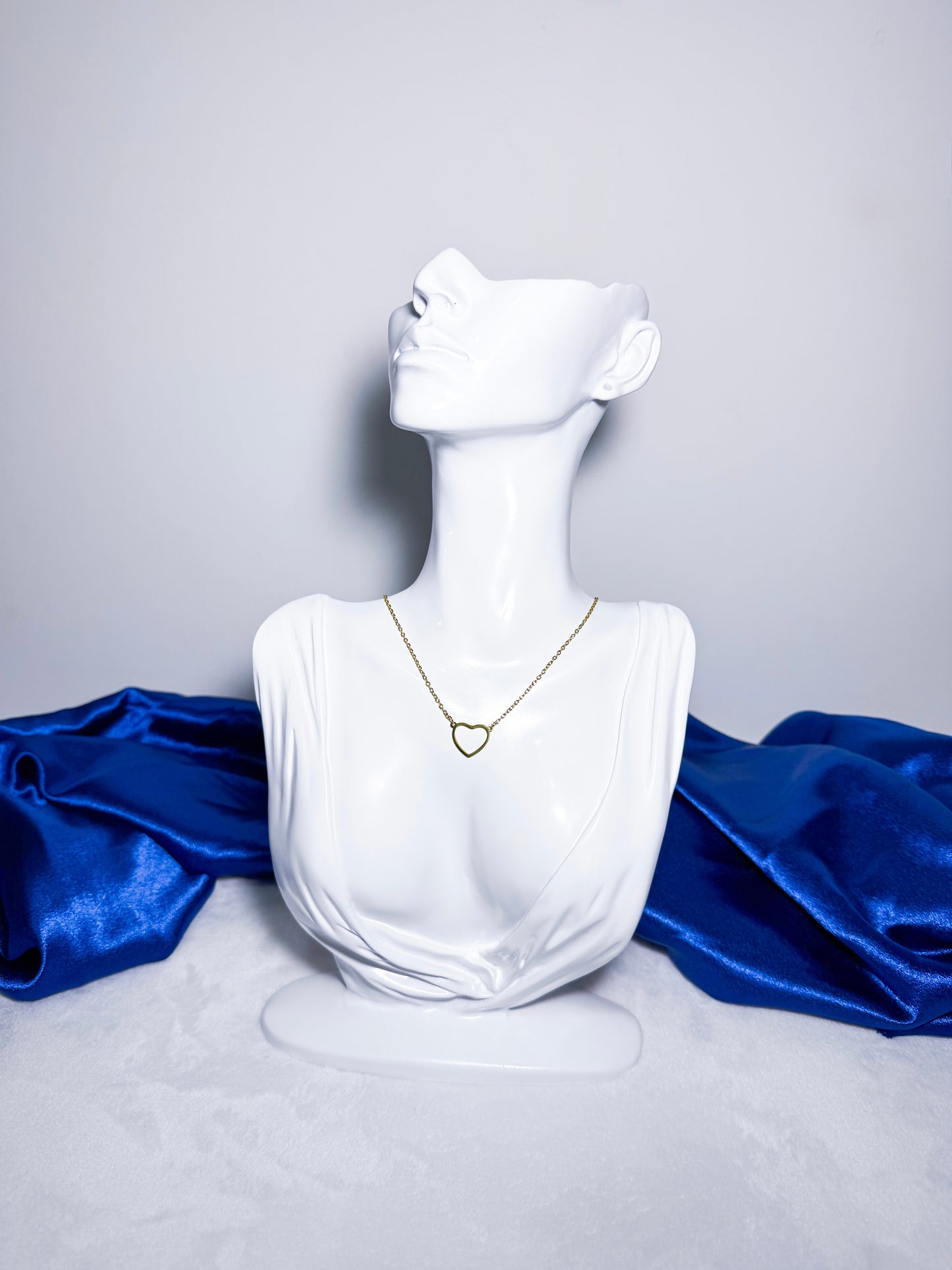 Pure Heart Necklace (Gold)