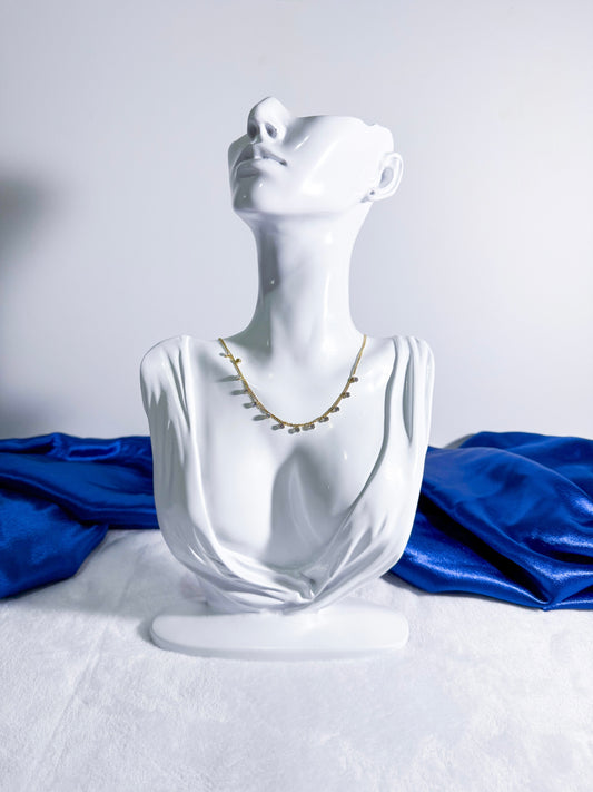 Queen's Lace Necklace (Gold)