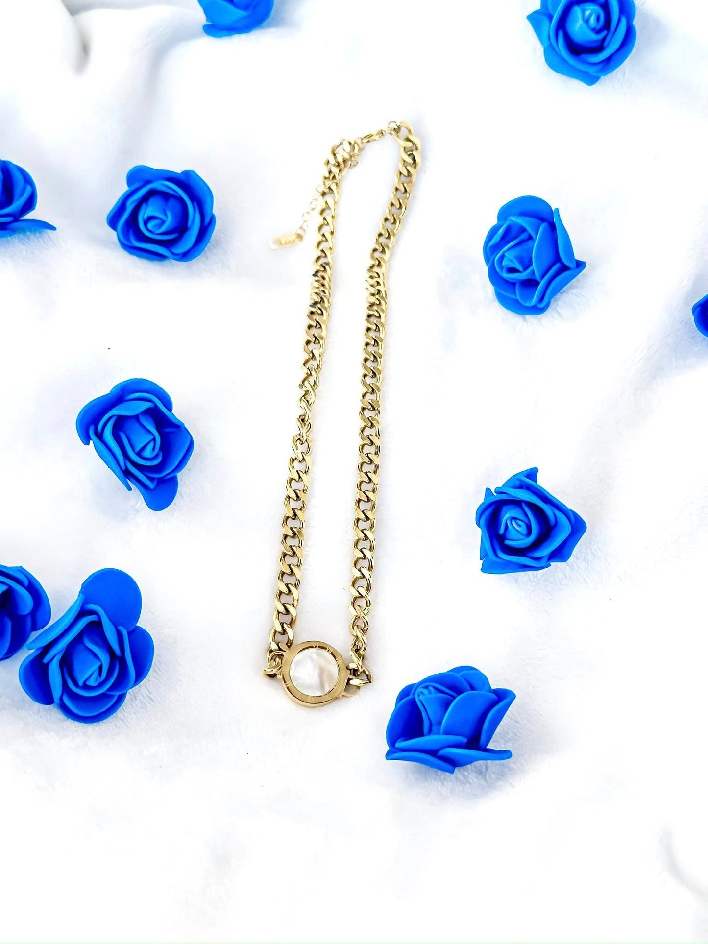 Lunar Eclipse Necklace (Gold)